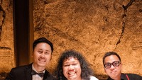 Di Instagramnya, ayah dari dua anak ini lebih sering membagikan momen kulinerannya yang seru. Dari makan receh sampai makan di luar negeri. Foto: Instagram Marshel Widianto