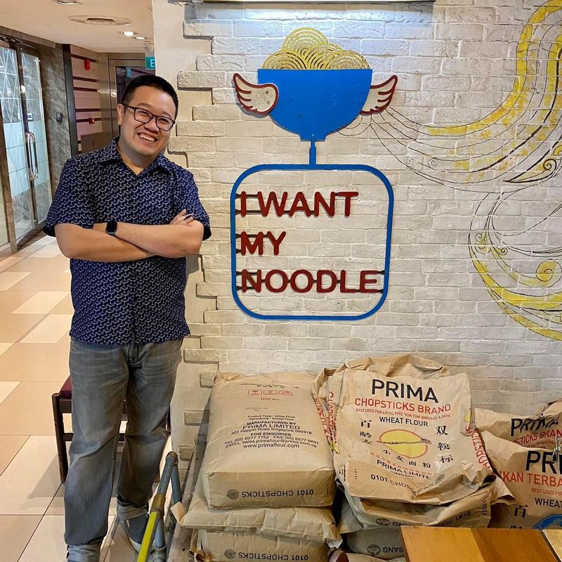 Gokil! Pria Ini Sudah Makan di 300 Kedai Mie dalam 3,5 Tahun