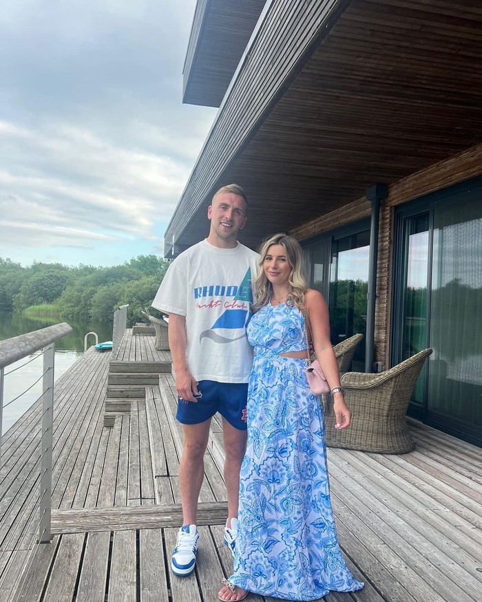 Jarrod Bowen dan Dani Dyer