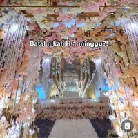 WO tersebut sengaja tidak menyebutkan identitas kliennya agar menjaga privasi. Cass Organizer dalam unggahannya memberikan pesan pada calon pengantin agar sebelum pernikahan lebih baik mempersiapkan dengan matang agar tak menyesal. Untuk semua calon pengantin yang belum menikah pastikan dulu kalian berdua benar-benar sependapat. Jangan biarkan tekanan atau ekspetasi memaksa kamu untuk melangkah ke jenjang pernikahan. Percaya lah, lebih baik menunggu Waktu yang tepat daripada menyesal di kemudian hari, ucapnya. Foto: Dok. TikTok @cassorganizer.