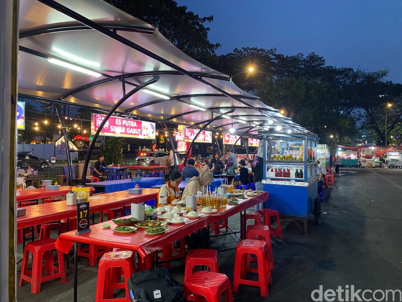 Kulineran di Pasar 8 Alam Sutera Kulineran di Pasar 8 Alam Sutera
