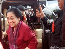 Megawati: Saya Ngomong ke Pak Jokowi, Pemimpin Itu Bukan Bikin Versi-versi