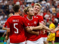 Denmark mampu mengimbangi Inggris 1-1. Gol menyama untuk Denmark dicetak Morten Hjulmand. REUTERS/Wolfgang Rattay. 