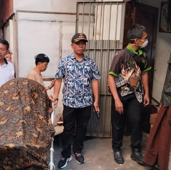 Pemkot Bantu Warga Penderita Kanker Rahim yang Belum Miliki Identidas