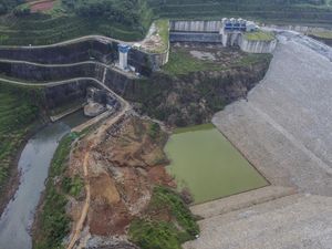 Penampakan Terkini Proyek Bendungan Leuwikeris di Tasikmalaya