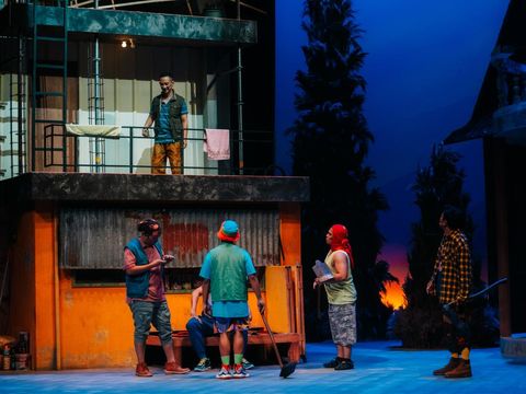 Pentas Drama Musikal Keluarga Cemara digelar di Ciputra Artpreneur Theater, Jakarta.