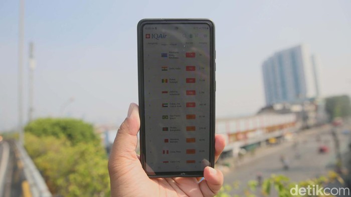 Kualitas udara di wilayah Jakarta tercatat memburuk selama periode libur Iduladha 17 Juni hingga hari ini, Jumat (21/6). Begini datanya.