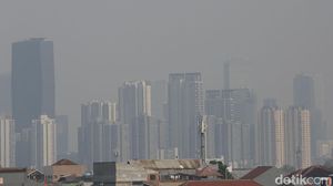 Potret Jakarta Berselimut Polusi Udara