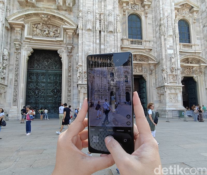 Realme GT 6