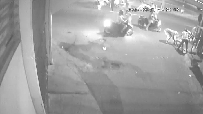 Rekaman CCTV tawuran di Baturono, Solo.