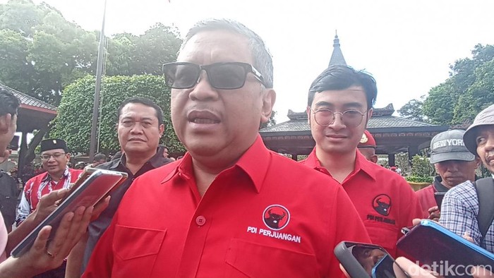 PDIP: Benteng Perjuangan, Tegaskan Kenyamanan Jokowi di 'Rumah' Pohon Beringin