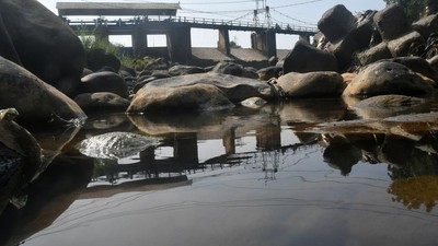 Tinggi Muka Air Bendung Katulampa Sentuh 0 Cm Imbas Musim Kemarau