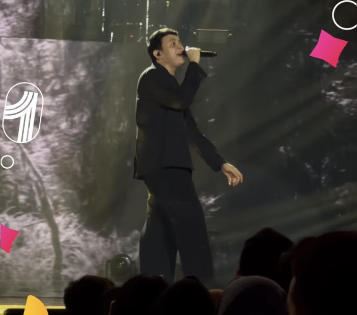 Penampilan Tulus  Alli Bank Fest 2024