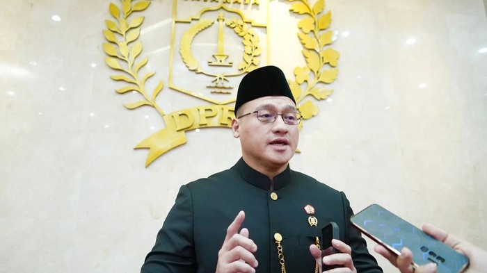 Anggota DPRD DKI Jakarta dari Fraksi PDI Perjuangan Hardiyanto Kenneth