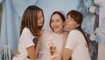 9 Potret Keseruan Bridal Shower Beby Tsabina Jelang Nikah dengan Anggota DPR RI