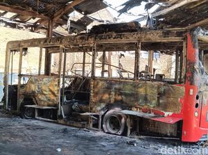 Duh! Bus Listrik Hibah KTT G20 Turut Terbakar di Bengkel Damri Surabaya