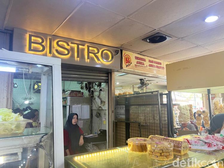 Empuk Wangi Roti Jadul di Pasar Baru yang Populer Sejak Tahun 80-an