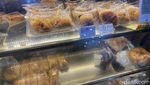 Empuk Wangi Roti Jadul di Pasar Baru yang Populer Sejak Tahun 80-an