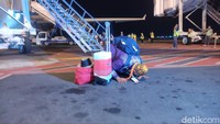 Ratusan jemaah haji kloter pertama embarkasi Surabaya ini berasal dari Bojonegoro.