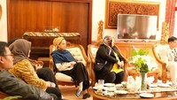 DKI Jakarta menyambut baik dan mendukung penyelenggaraan FFI dan mengupayakan untuk mengirimkan delegasi ke Cape Town. DKI Jakarta rencananya akan mengikutsertakan pemenang Kompetisi Film Singkat DKI pada bulan Agustus ke acara FFI di Cape Town.