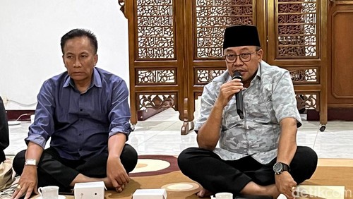 Lalu Gita saat sesi konferensi pers di Pendopo Gubernur NTB di Mataram, Sabtu (22/6/2024).
