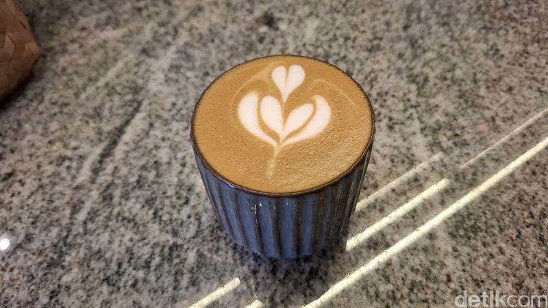 Penasaran Coba Magic Coffee? Begini Bedanya dengan Cappucino