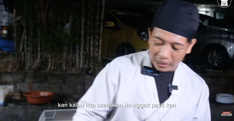 Mantan Chef Muda Ini Kini Jualan Kaki Lima, Raup Omzet Rp 15 Juta!