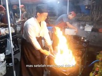 Mantan Chef Muda Ini Kini Jualan Kaki Lima, Raup Omzet Rp 15 Juta!