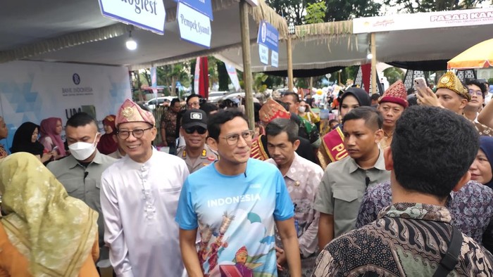 Menparekaraf Sandiaga Salahuddin Uno resmikan Festival Sriwijaya