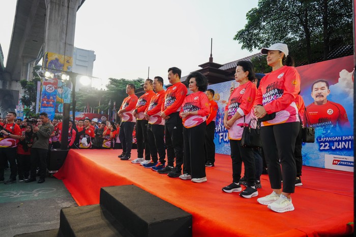 Momen Kapolri-Jaksa Agung-Menkopolhukam di Bhayangkara Fun Walk 2024 (Dok Pribadi/Istimewa)