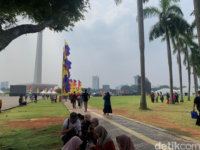 Monas di akhir pekan, Sabtu, 22 Juni 2024. (Mulia Budi/detikcom)