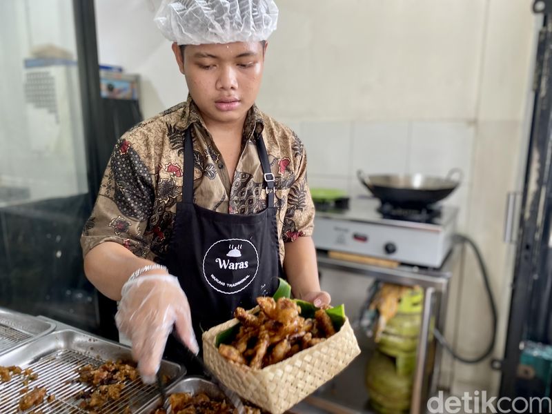 Pisang goreng waras