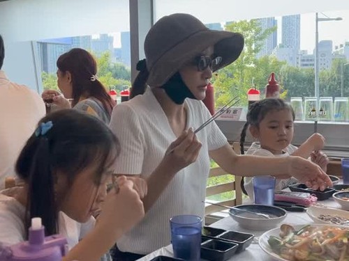 Sarwendah usai operasi plastik di Korea.