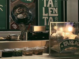 Wajib Coba! 10 Kuliner Viral dan Enak di Fresh Market Emerald Bintaro