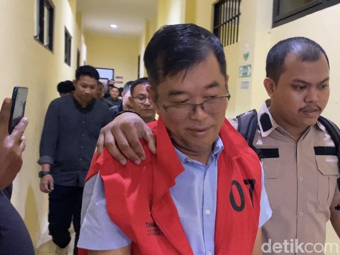 Terdakwa kasus obstruction of justice korupsi komoditas timah, Toni Tamsil.
