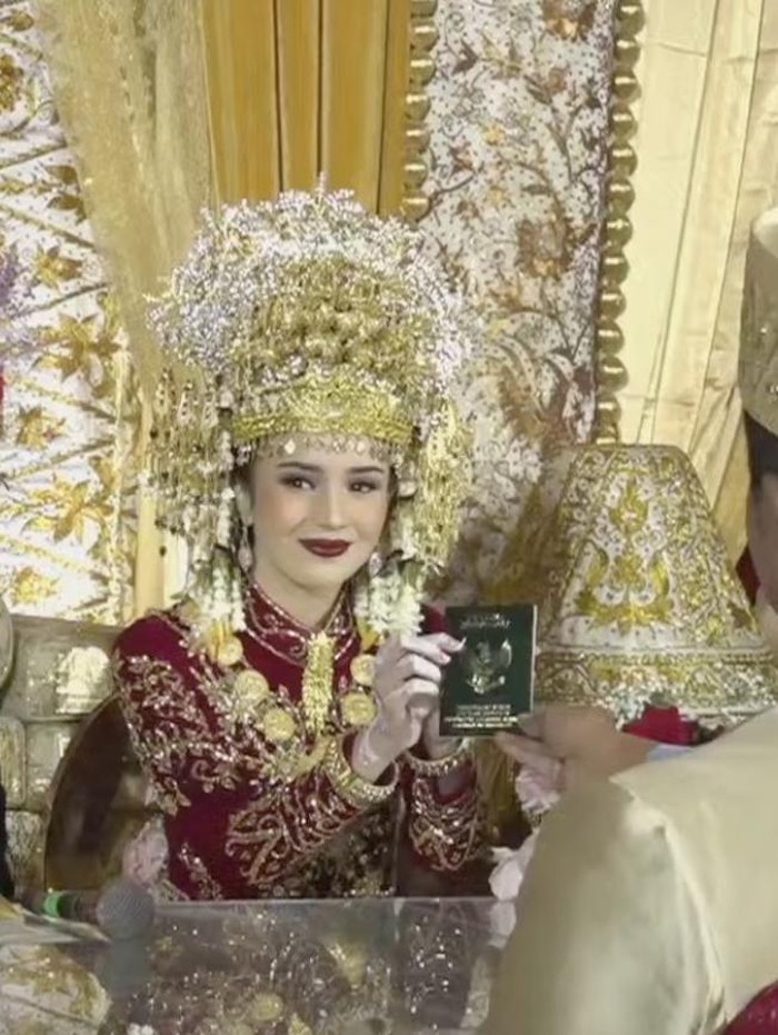 Beby Tsabina