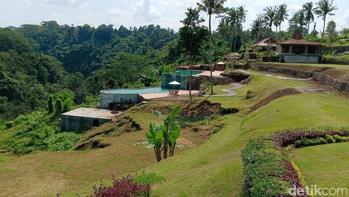 Keindahan alam Desa Wisata Bakas di Banjarangkan, Klungkung.