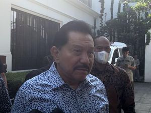 Detik-detik Hendropriyono Hampir Tertimpa Videotron Tumbang