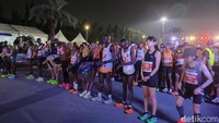 BTN Jakim 2024 tidak hanya diikuti oleh ribuan peserta dari Tanah Air saja. Ratusan pelari asing juga mendaftarkan diri untuk bisa bersaing di ajang bergengsi ini. (Foto: Atta Kharisma/detikHealth)  