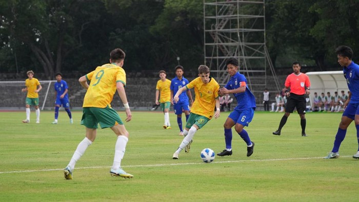 Laga Thailand melawan Australis di grup C Piala AFF U-16 2024 Indonesia, di Stadion Sriwedari Solo, Minggu (23/6/2024).