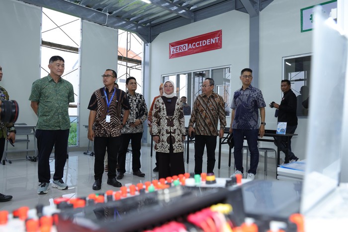 Menaker Harap SMK Mitra Industri di Mojokerto Jadi Real Vocational School
