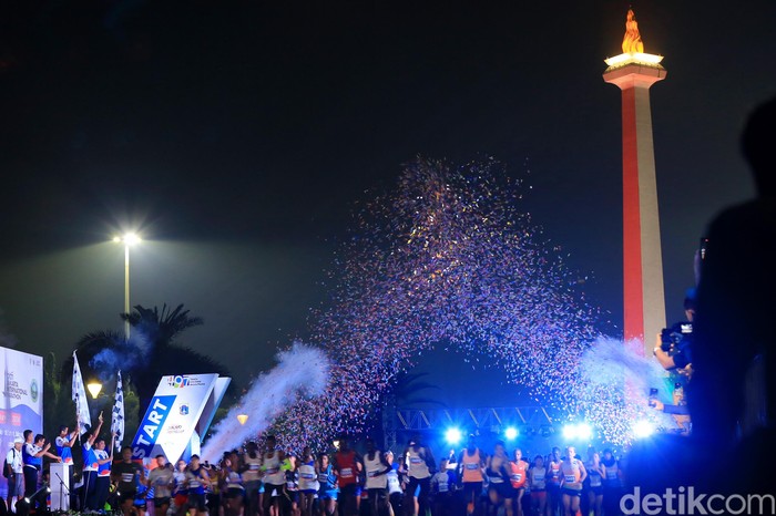 Potret Keseruan BTN Jakarta International Marathon 2024 Pemprov DKI Jakarta bekerjasama dengan BTN sukses menggelar ajang BTN Jakarta International Marathon (JAKIM) 2024. Sedikitnya 15.000 pelari mengikuti ajang lari bergengsi.