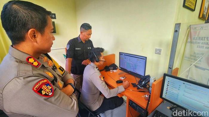 Sibuknya Layanan 110 Polres Sukabumi