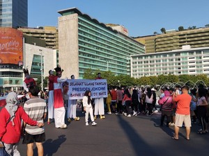 Bundaran HI Dibuka Lagi untuk Warga Olahraga Usai Pelari Maraton Melintas