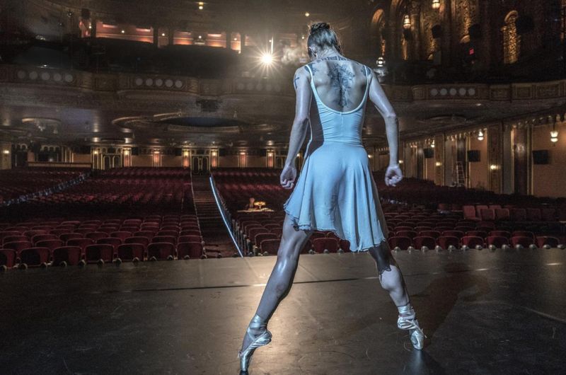 Cuplikan adegan dalam film Ballerina (2025).