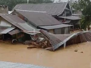 Banjir di Donggala Setinggi Leher Rendam Permukiman Warga, 200 KK Terdampak