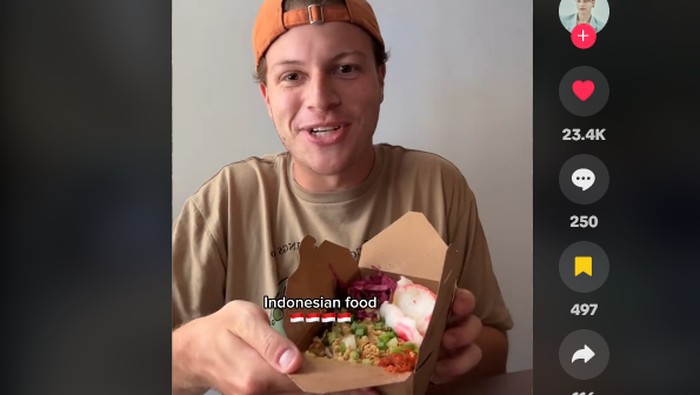 Bule Cicip Nasi Uduk Rp 180 Ribu di New York, Langsung Jatuh Cinta!