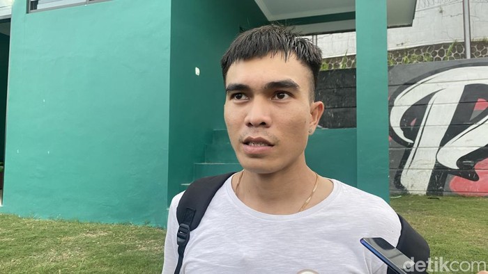 Eks kapten RANS Nusantara FC saat mengikuti sesi latihan PSS Sleman, Senin (24/6/2024).