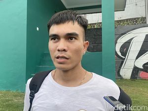 Gabung Latihan Perdana, Paulo Sitanggang Kepincut Suporter PSS Sleman