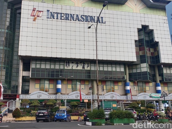 Internasional Plaza Palembang menolak punah